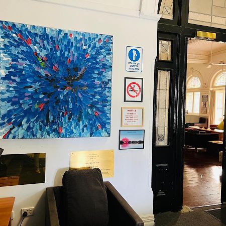 Wallaby Backpackers Hostel Perth - Note - Valid Passport Required To Check In - Экстерьер фото