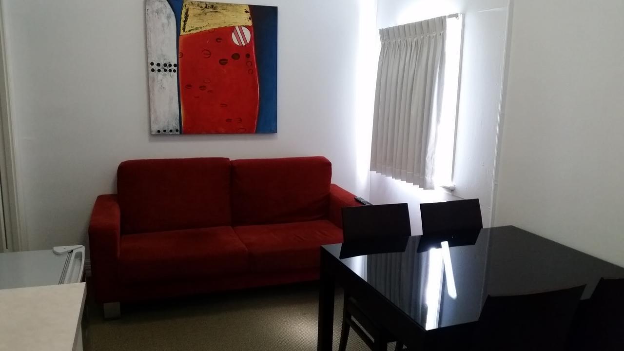 Wallaby Backpackers Hostel Perth - Note - Valid Passport Required To Check In - Экстерьер фото